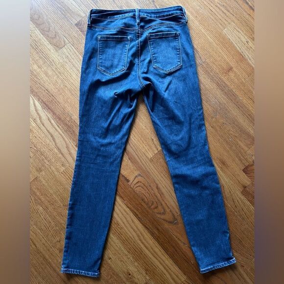 Athleta Sculptek Skinny Dark Wash Jean Size 4 - Picture 9 of 15